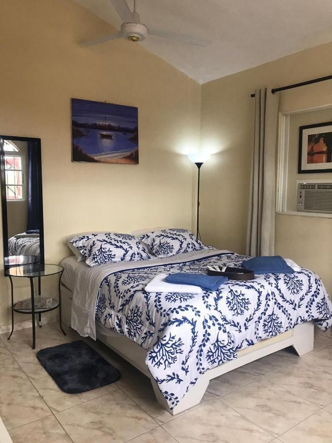 Casa Coral B&B Ла-Романа Екстер'єр фото